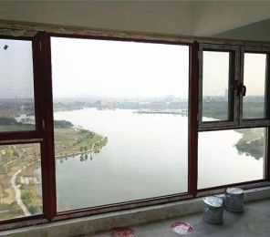 鋁合金防盜窗