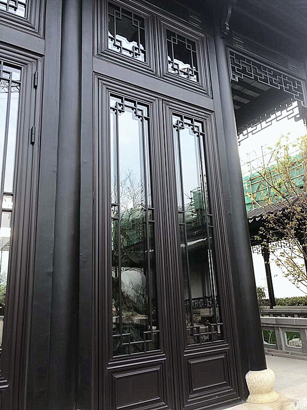 冠墅陽光鋁合金仿古門窗.jpg