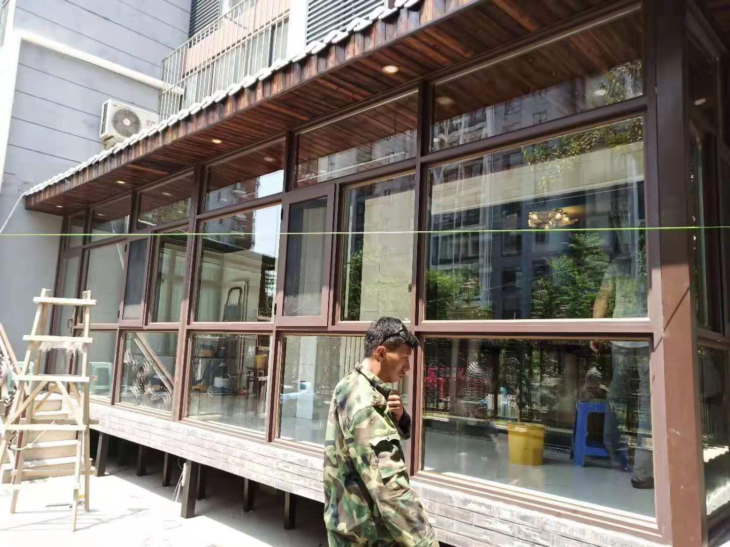 鋁包木門窗.jpg