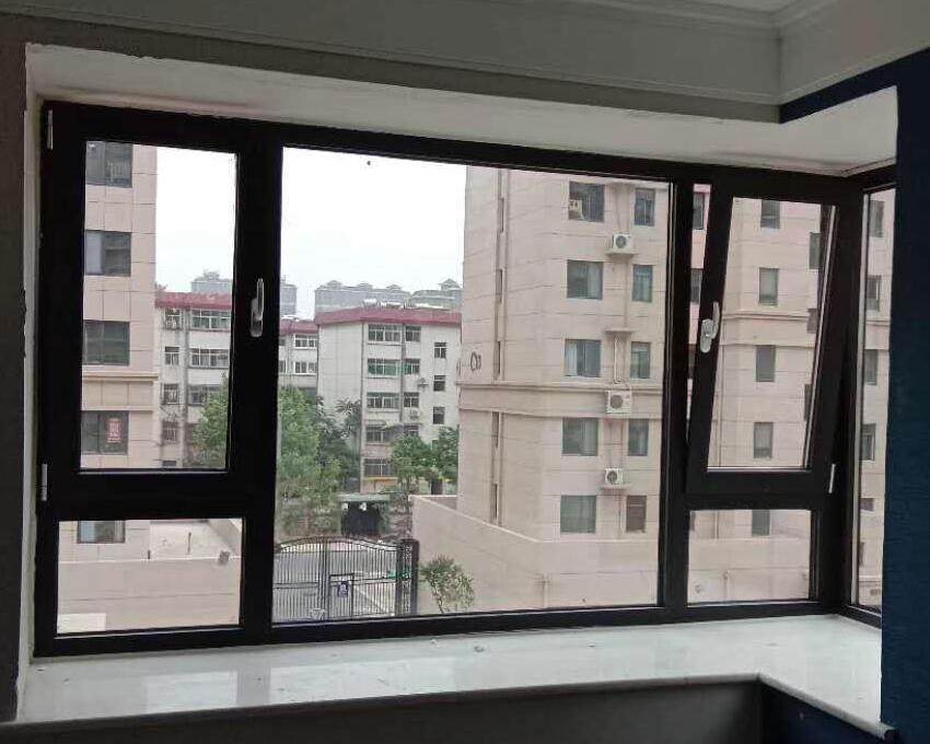 斷橋鋁門窗玻璃.jpg