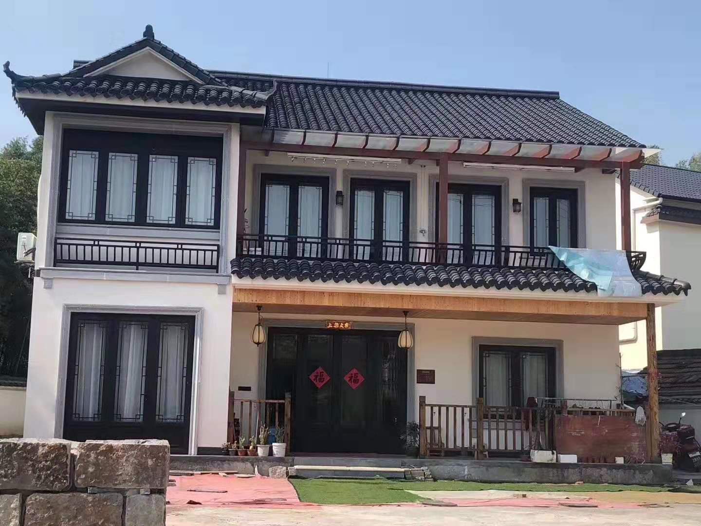 農村中式自建房門窗.jpg
