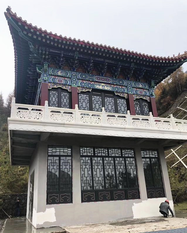 成都哪里有仿古門窗廠.jpg