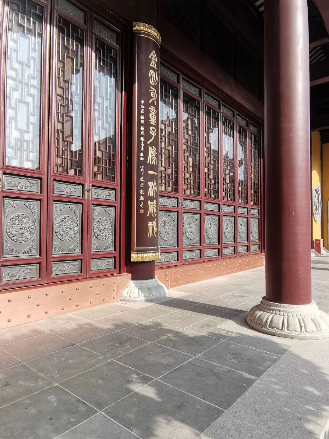 寺廟仿古門窗.jpg