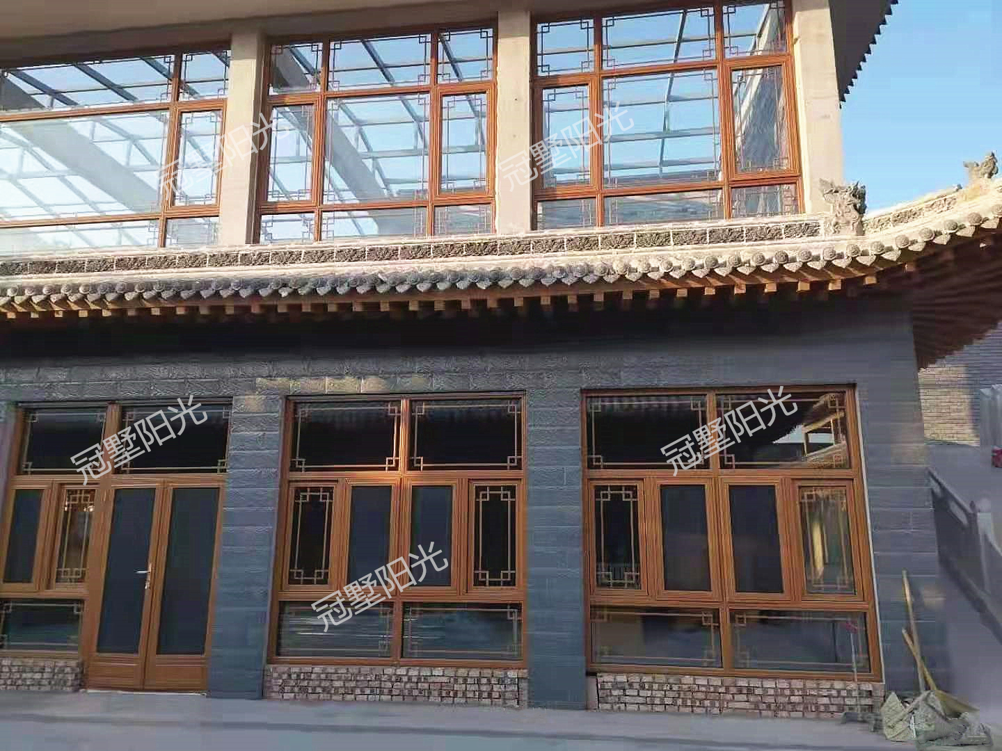 木紋仿古窗.jpg
