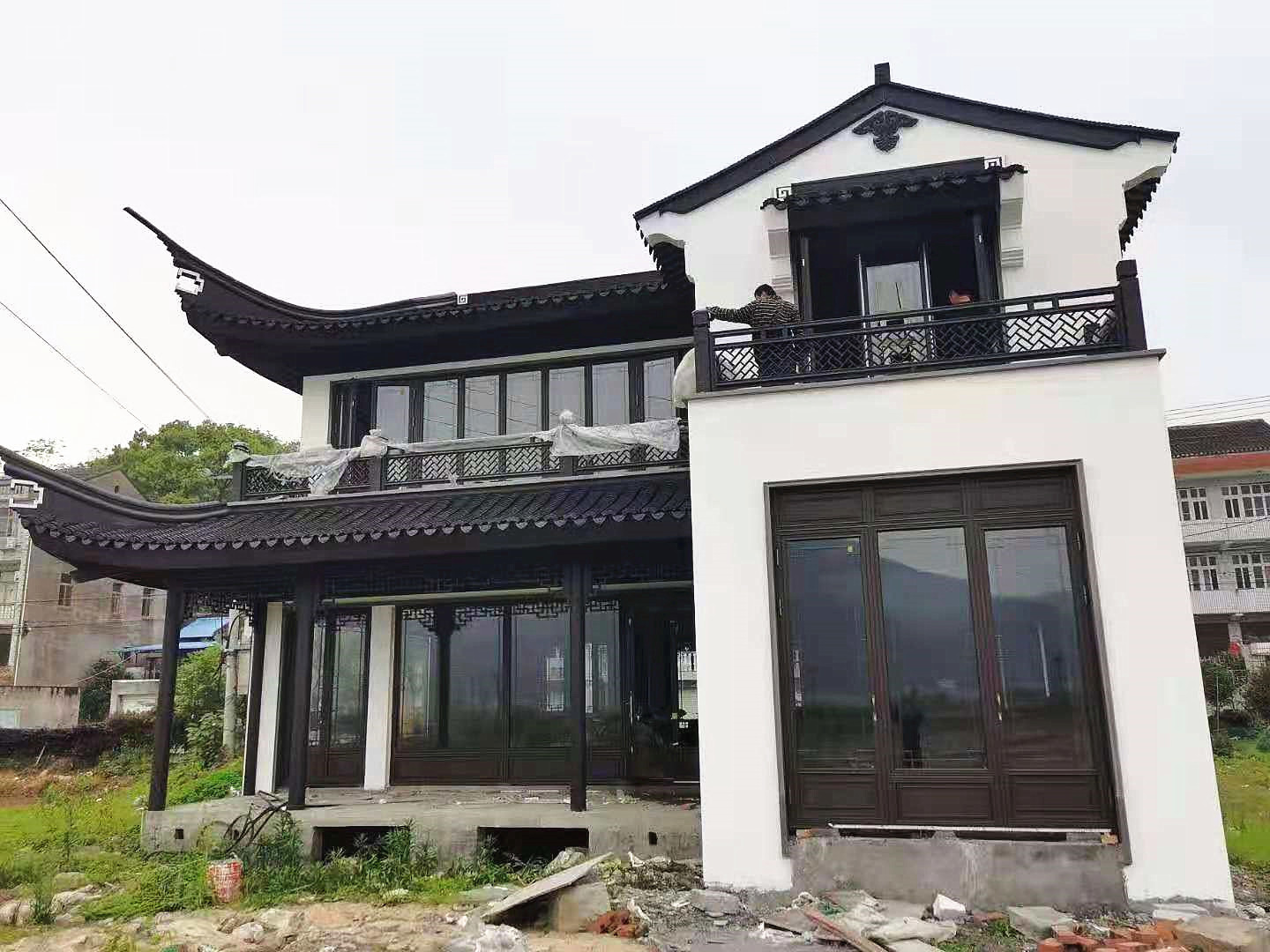 柳州仿古門窗.jpg