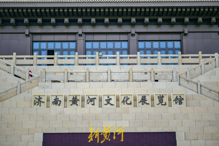 鋁合金仿古門窗.jpg