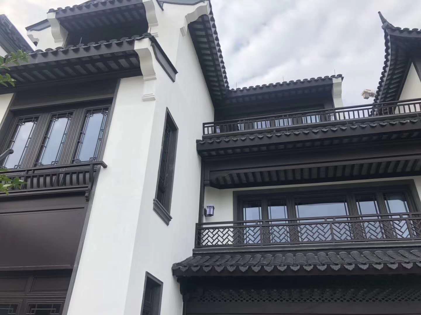 新仿古建筑門窗.jpg