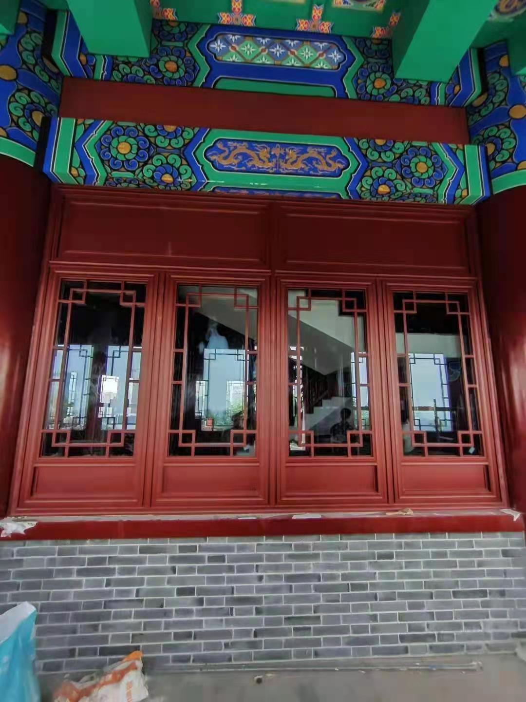 仿古門窗定制.jpg