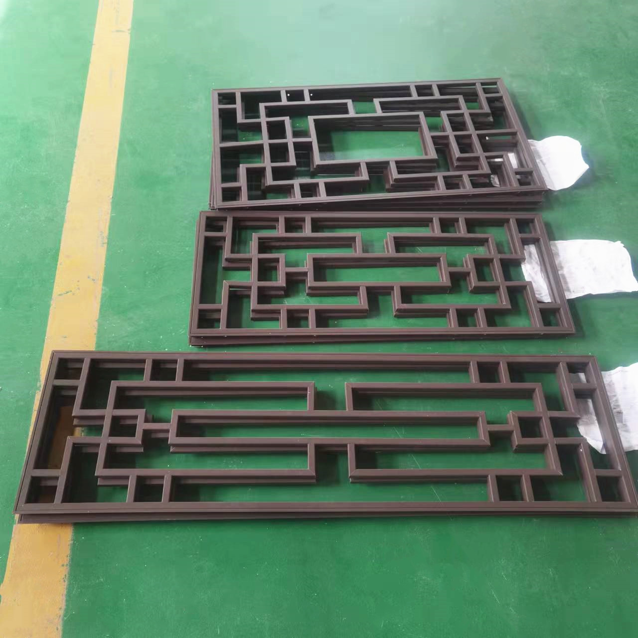 窗紗一體仿古門窗.jpg